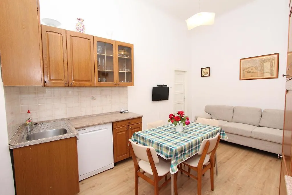 Apartment Riki Rovinj