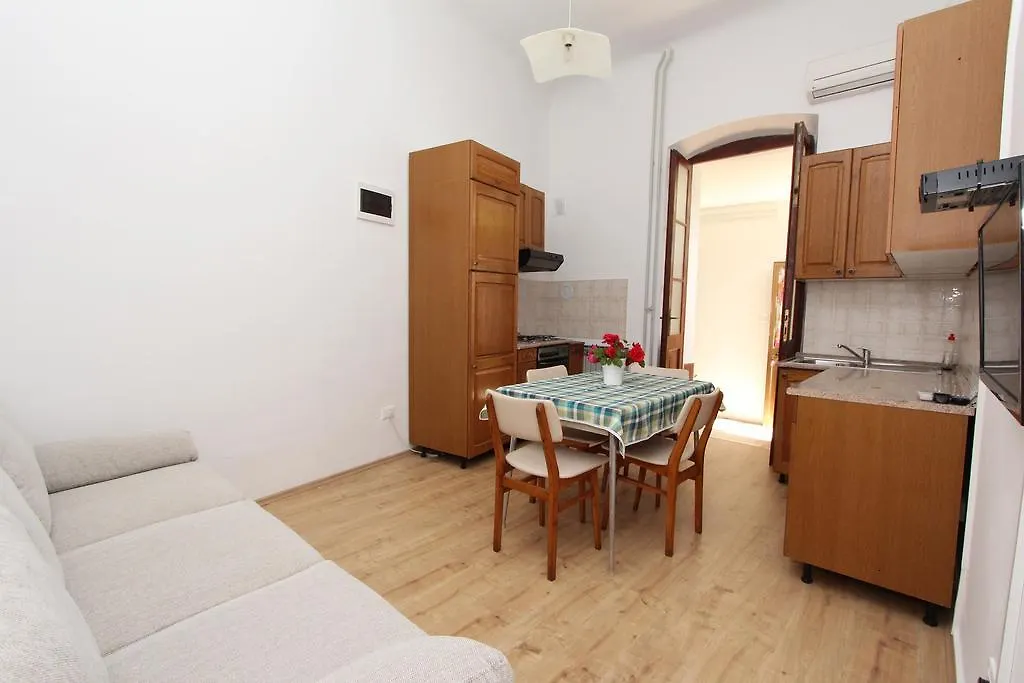 Apartment Riki Rovinj